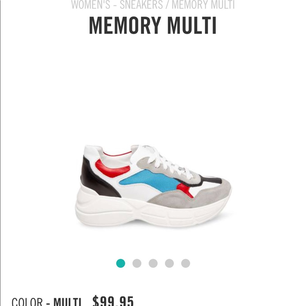 Steve Madden Memory Multi